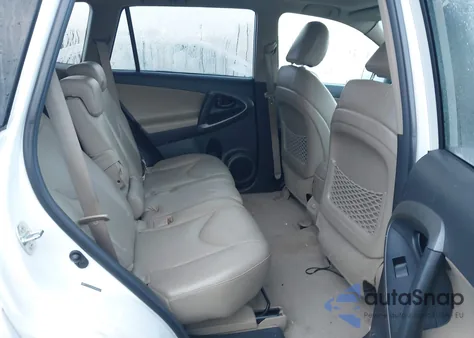 2010 Toyota Rav4 Limited z USA, uszkodzony, nr VIN 2T3YF4DV0AW029140